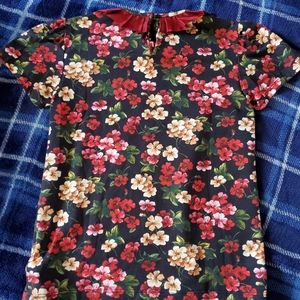 NWOT D&G Dolce Gabbana Girls size 7 yrs Authentic Brand new